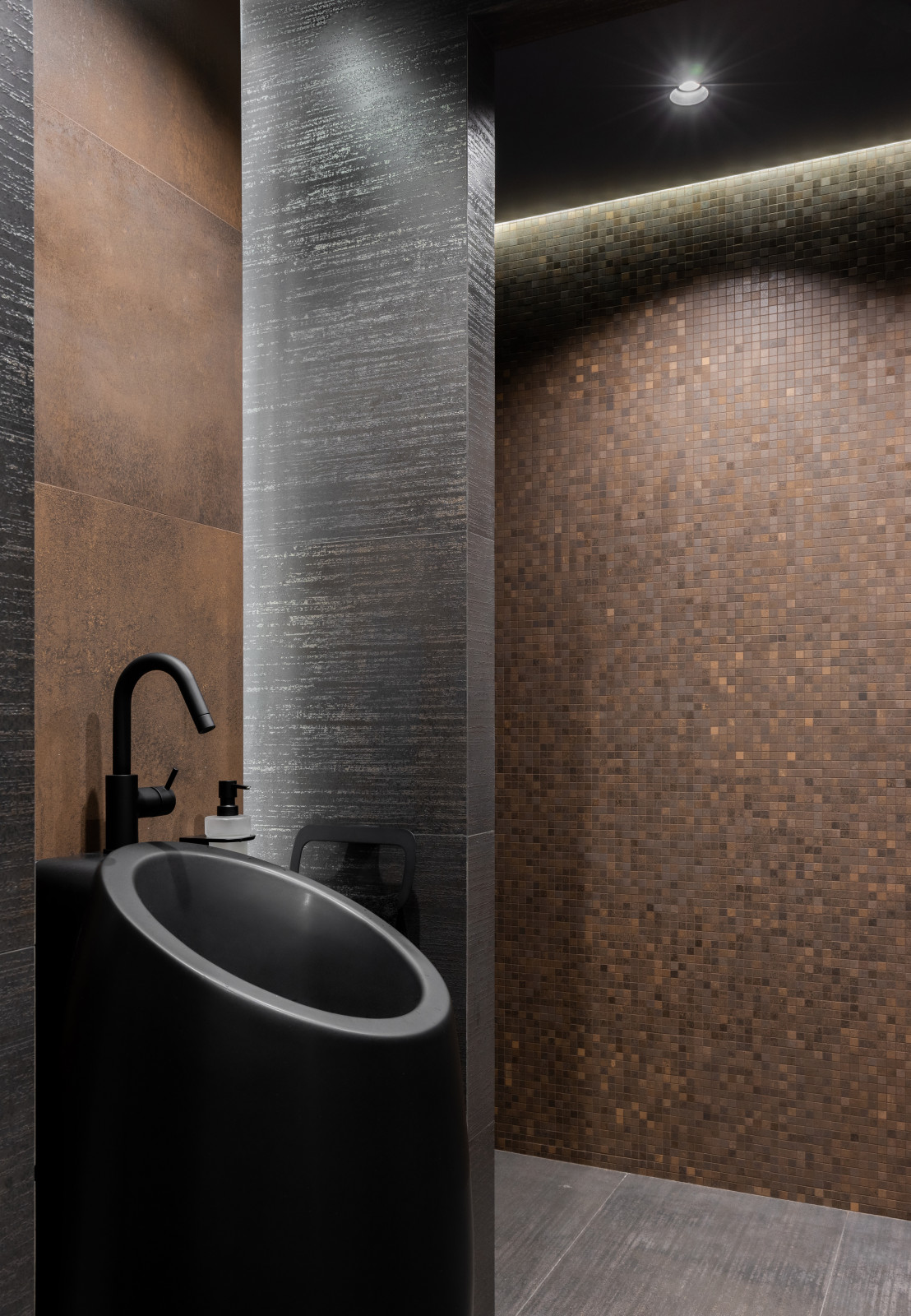 Реализованный дизайн-проект резиденция от Галереи Чижова, г. Воронеж