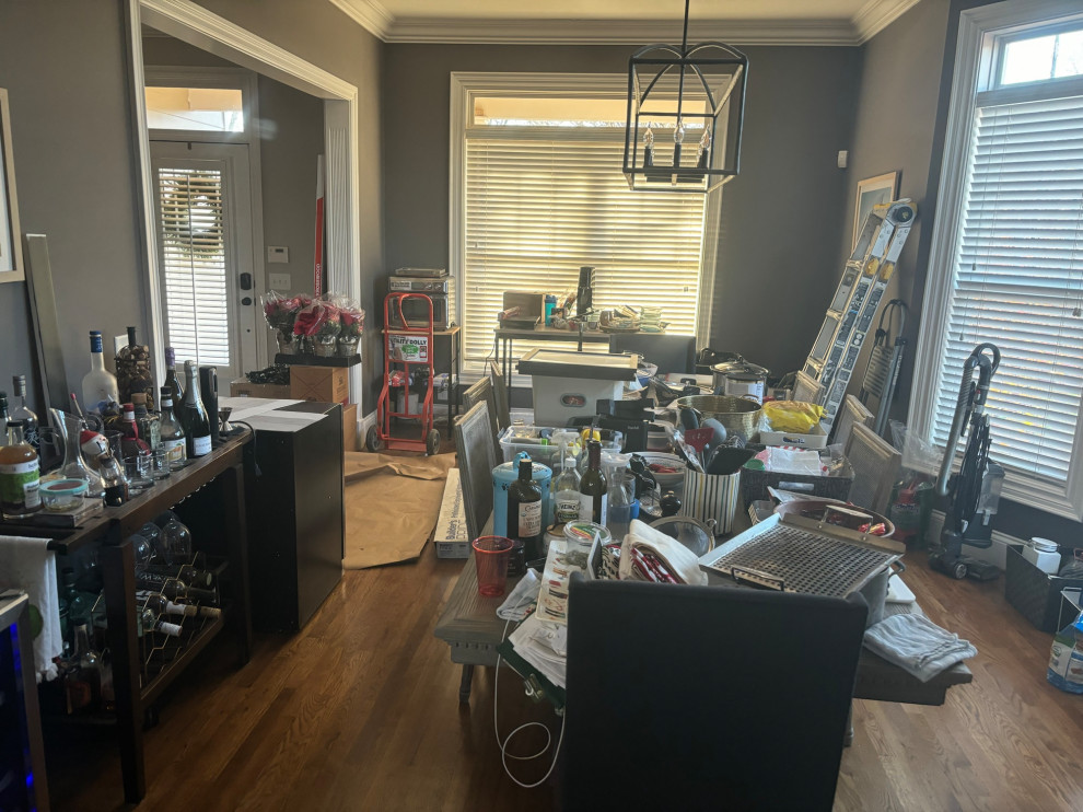 Custom Wine Bar/Laundry Room