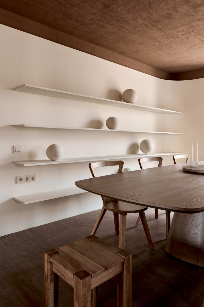 Обнимающая гостиная-столовая