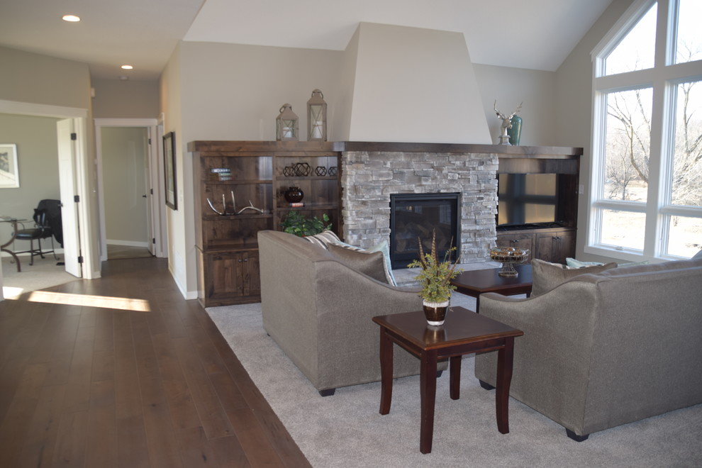 Inspiration for a timeless home design remodel in Minneapolis