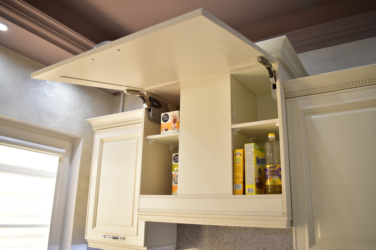 Кухня из массива дуба Коза Ностра с подбором патины!