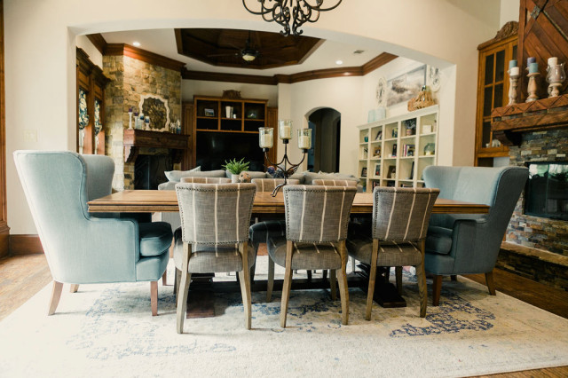 Costal Kitchen + Dining Room trendy-spisestue