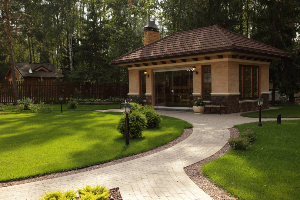 This is an example of a contemporary patio in Moscow.