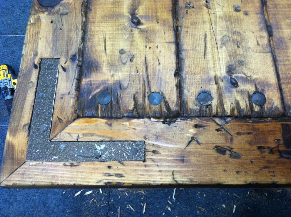 Inspiration for a rustic home design remodel in Charleston