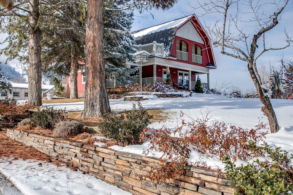Inspiration for a cottage exterior home remodel in Seattle