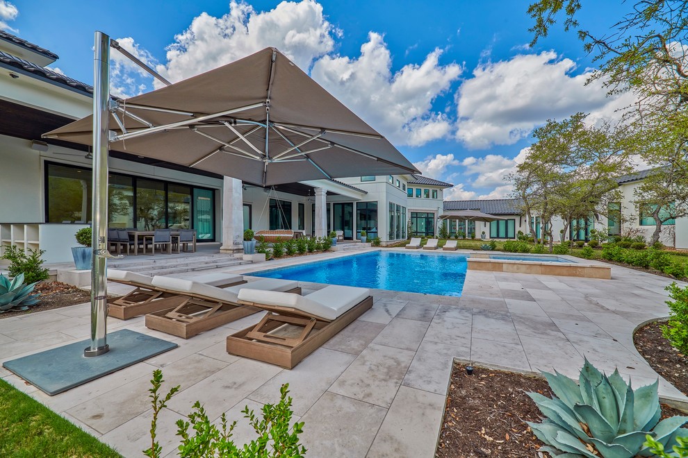 Example of a transitional pool design in Austin