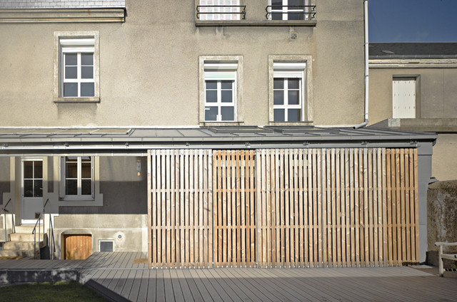 Maison C contemporary-deck