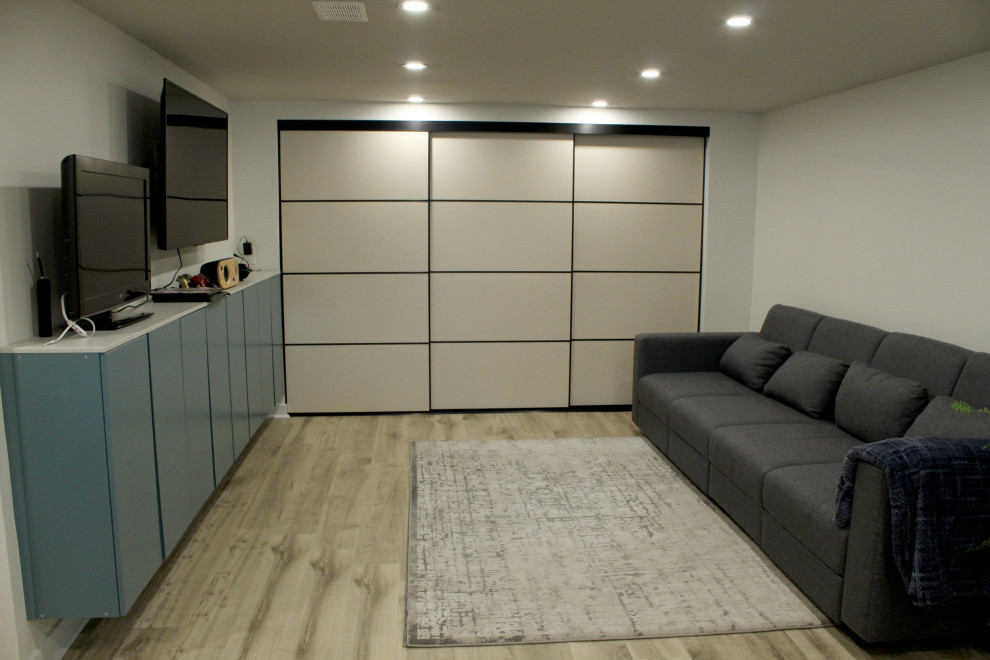Lyndale Family Room