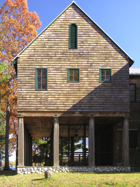 Michigan Lakefront House rustikt-hus-og-facade