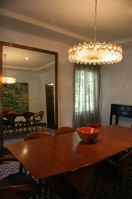 Burger Dining contemporary-dining-room