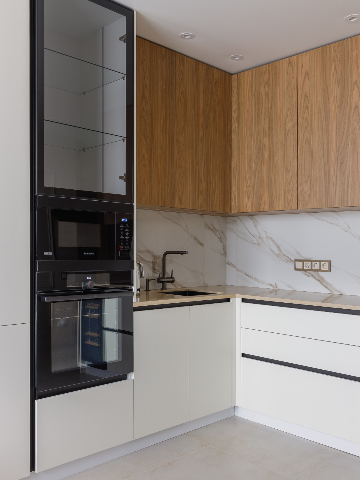 2х-комнатная квартира в современной классике и минимализме