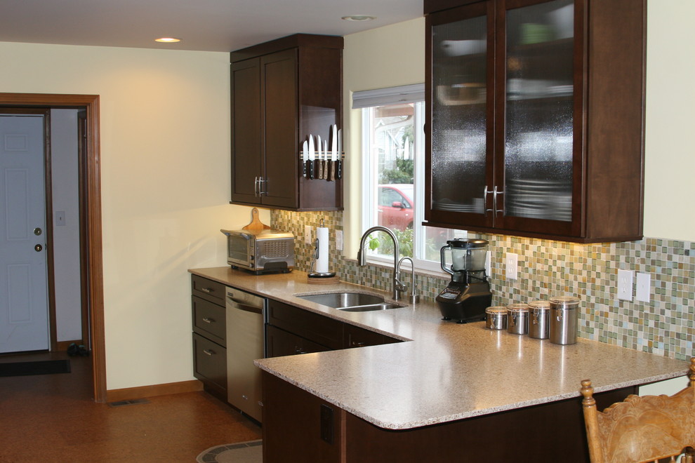 Kitchen - transitional kitchen idea in Seattle