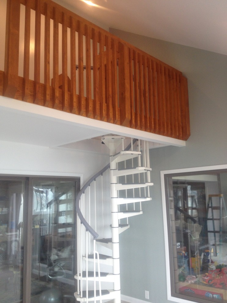 This is an example of a contemporary staircase in Cleveland.
