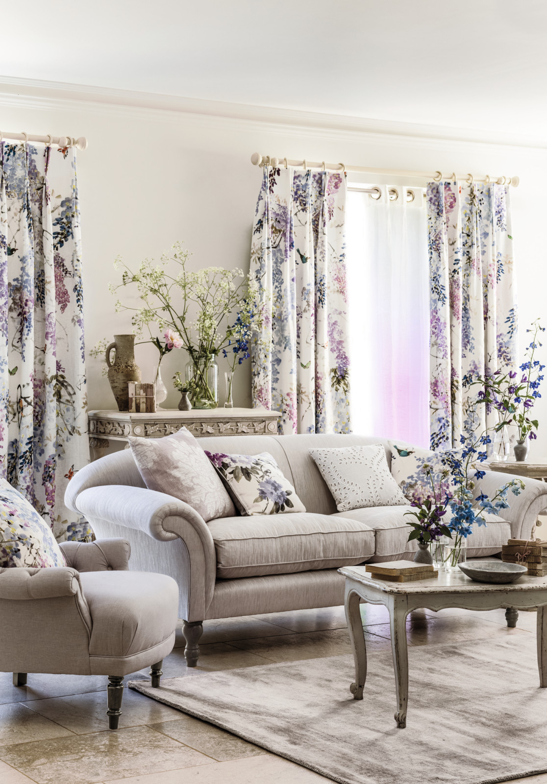 Ткани и обои Waterperry от Sanderson