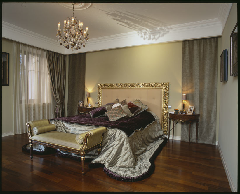 Трехэтажный дом в классическом стиле