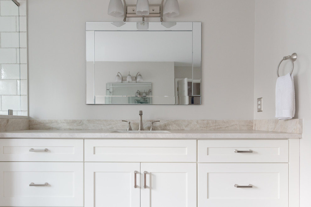 Master Bath - Golden
