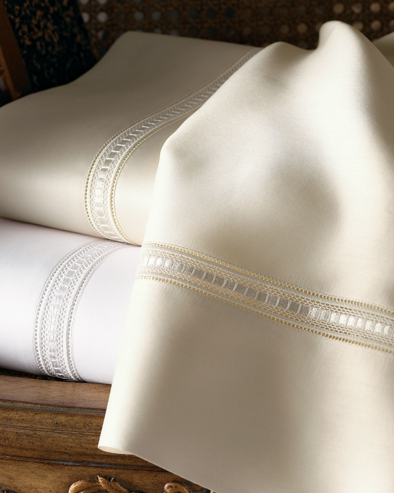 California King Fitted Sheet - IVORY