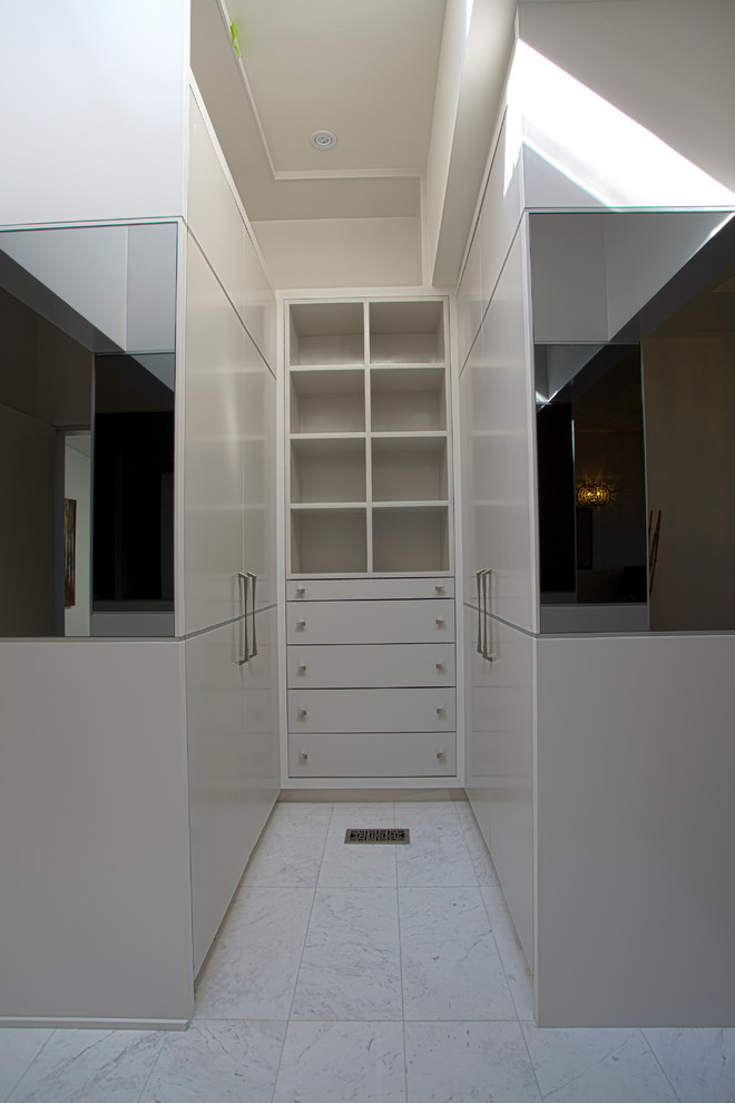 Photo of a modern storage and wardrobe in Toronto.