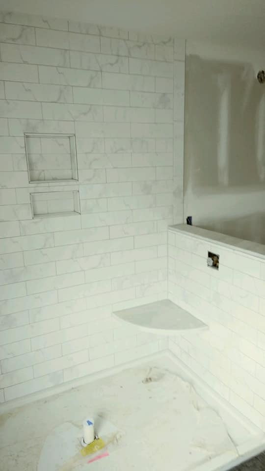 WHITE CARRARA SUBWAY TILE