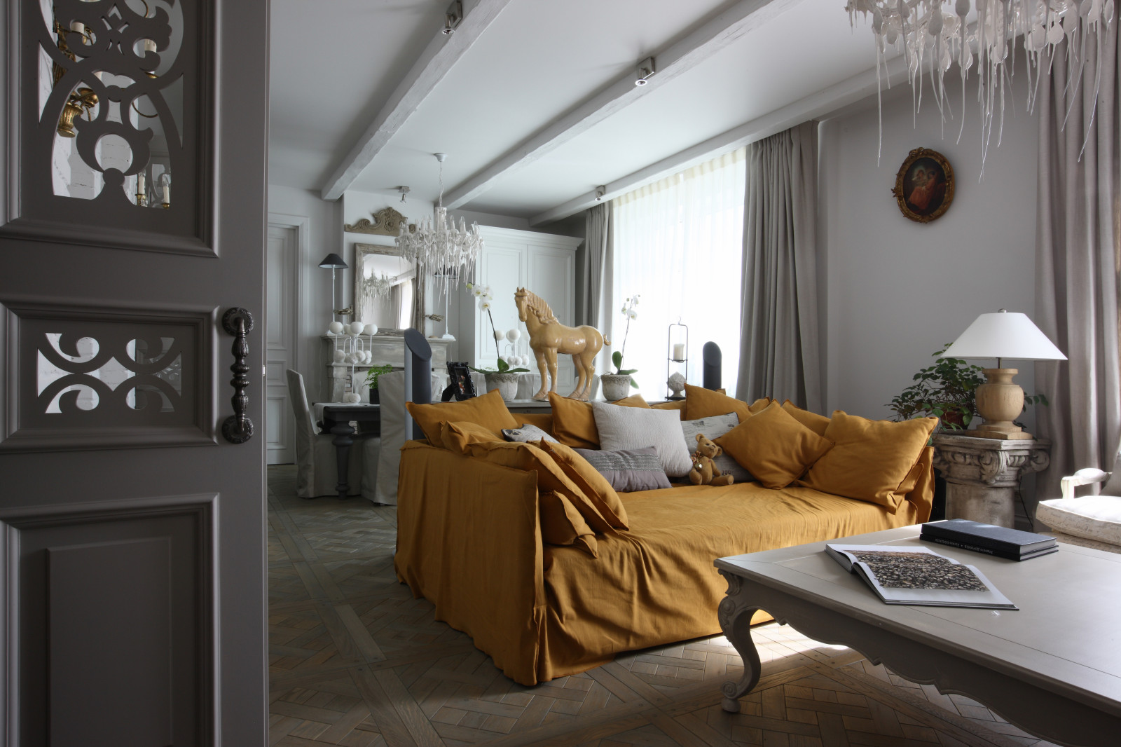 квартира «Амора» 150 м