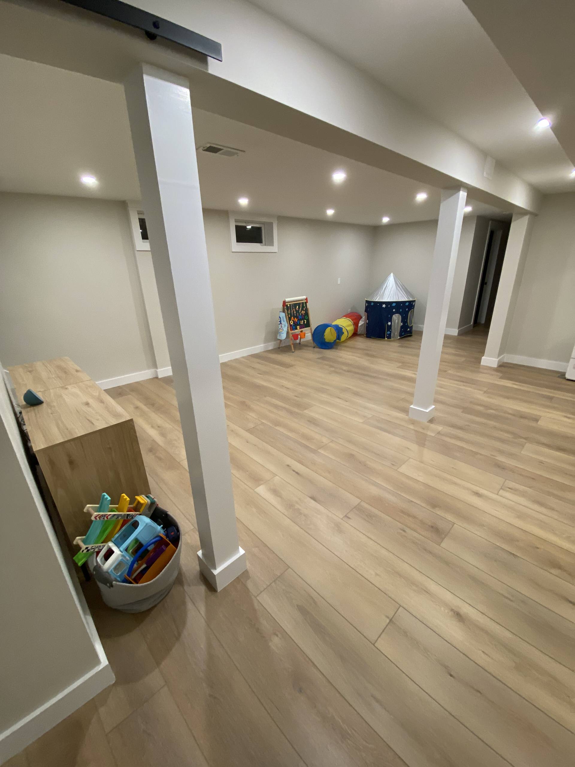 Basement and kitchen in Winchester