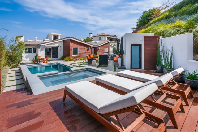 Summit Project trendy-pool