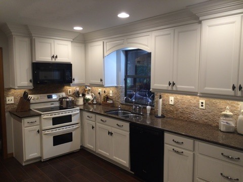 Inspiration for a transitional kitchen remodel in Orlando