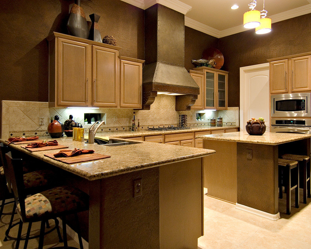 Design ideas for a transitional kitchen in Omaha.