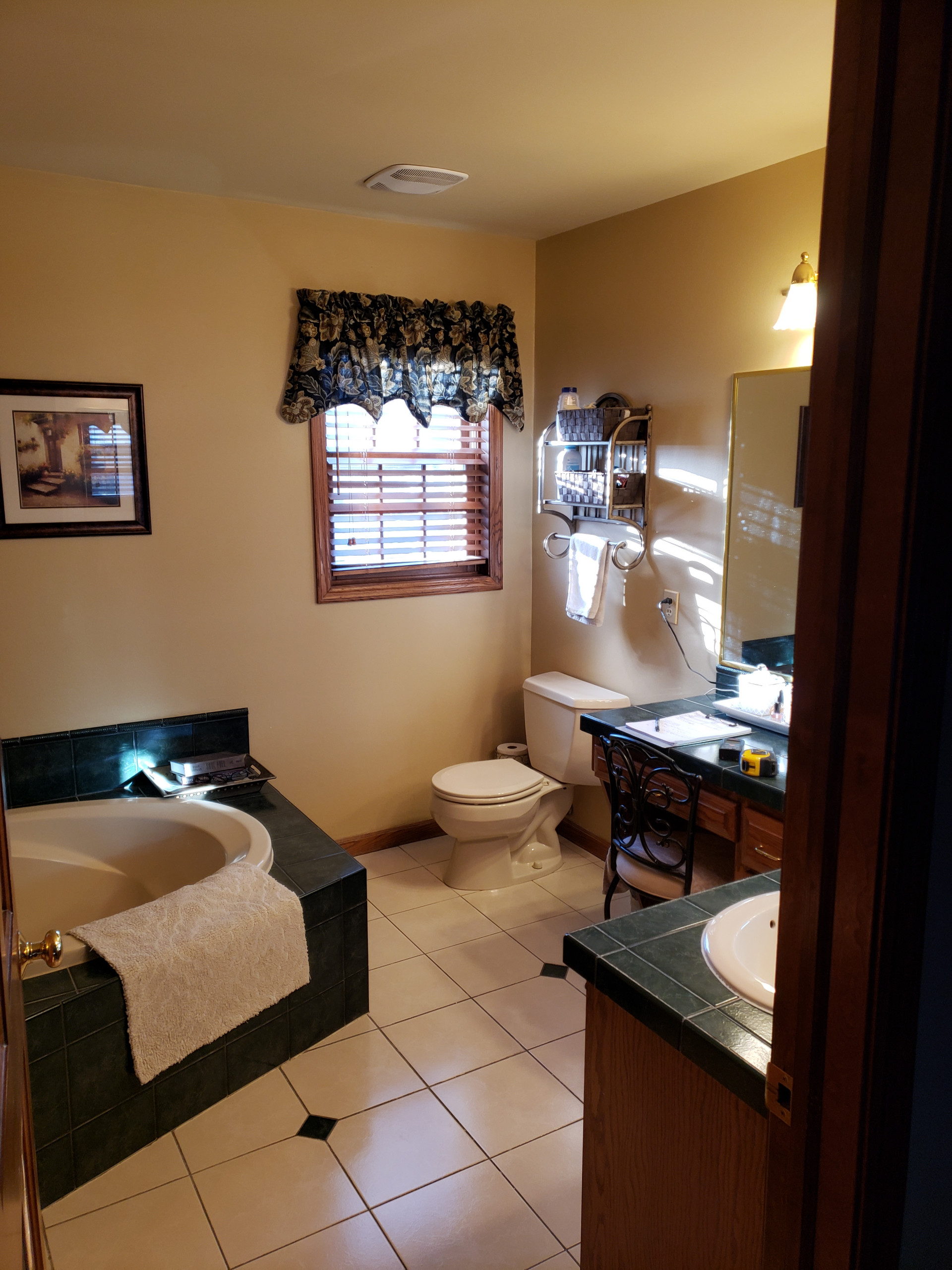 New Berlin Residence - Kitchen and Master Bath Remodel