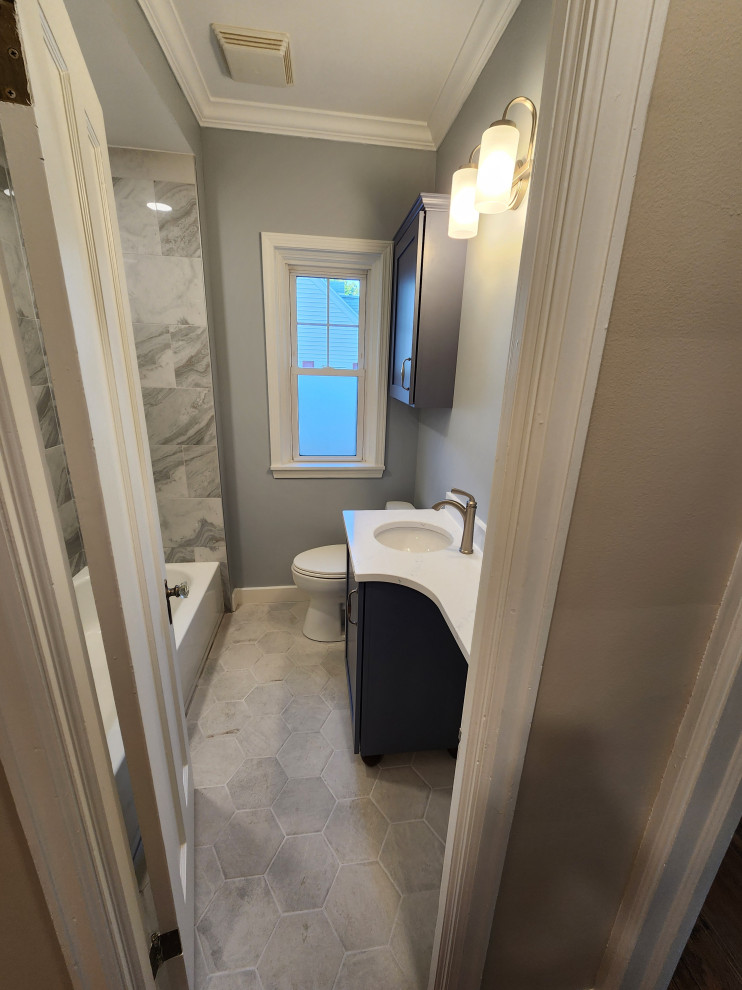 Hillsdale - 1934 Main Bathroom Renovation