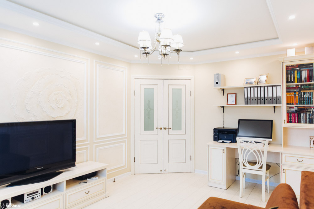 Квартира в светлых тонах с элементами классики