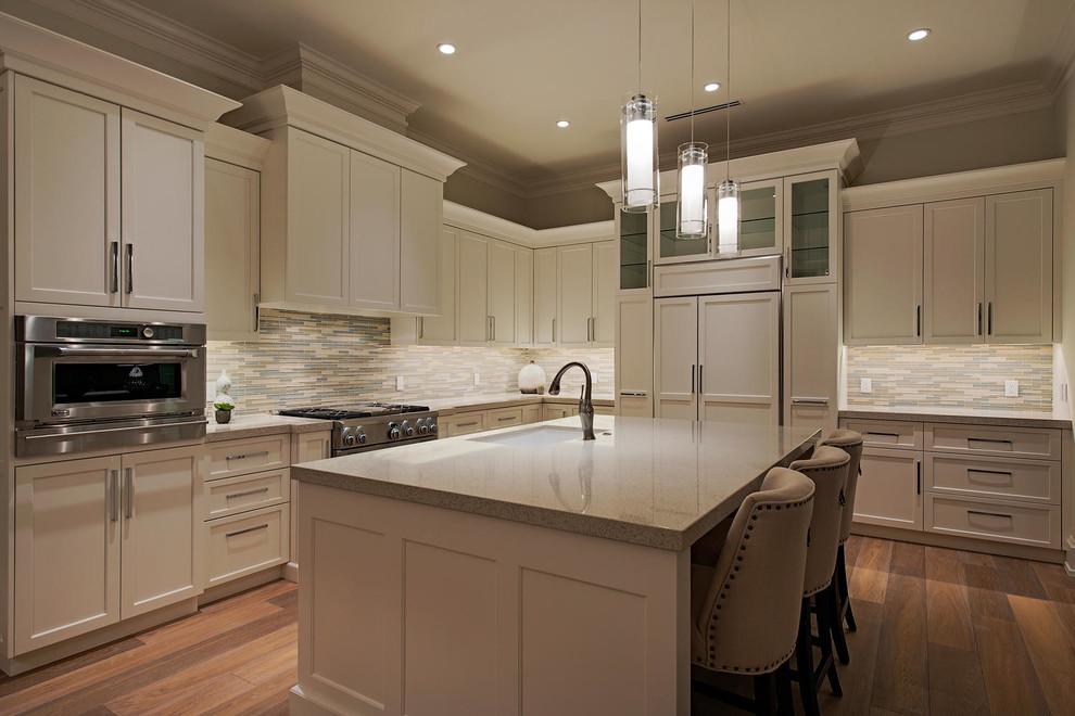 Inspiration for a transitional kitchen remodel in Miami