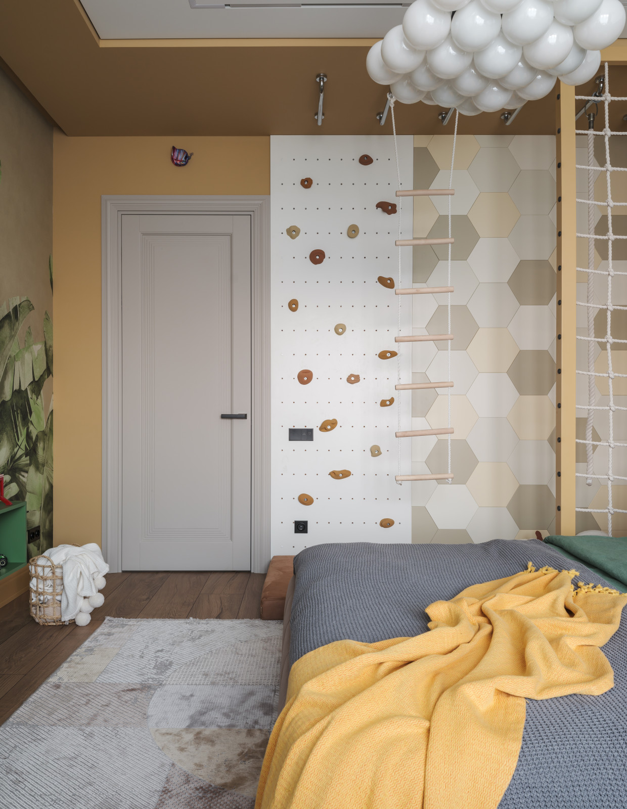 Реализация современной четырехкомнатной квартиры площадью 170 м²