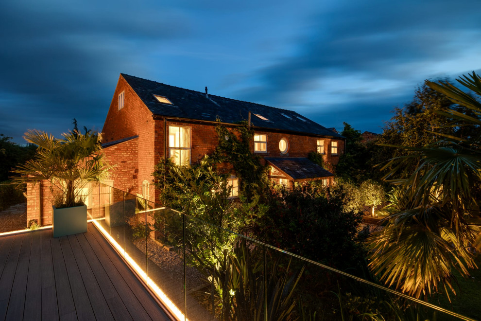 Garage Conversion to Man Pad