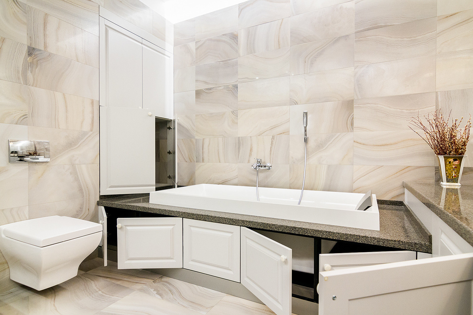 Тумба и экран под ванную