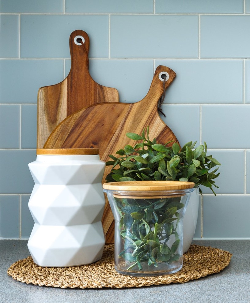 Inspiration for a transitional kitchen in Sydney.