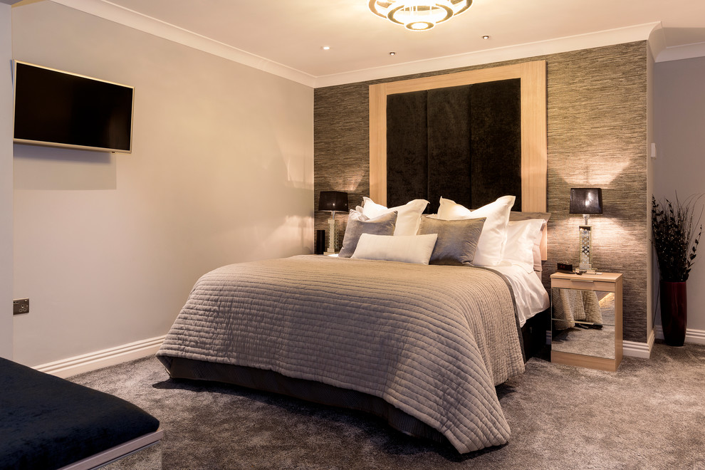The Luxurious Vigo Light Pine Modern Bedroom West Midlands by