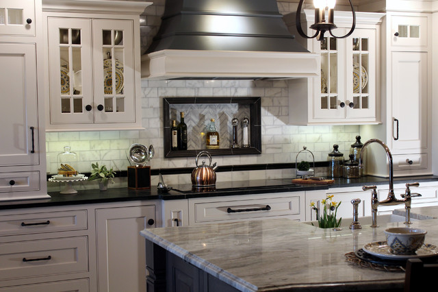 Transitional Kitchen nyklassisk-koek