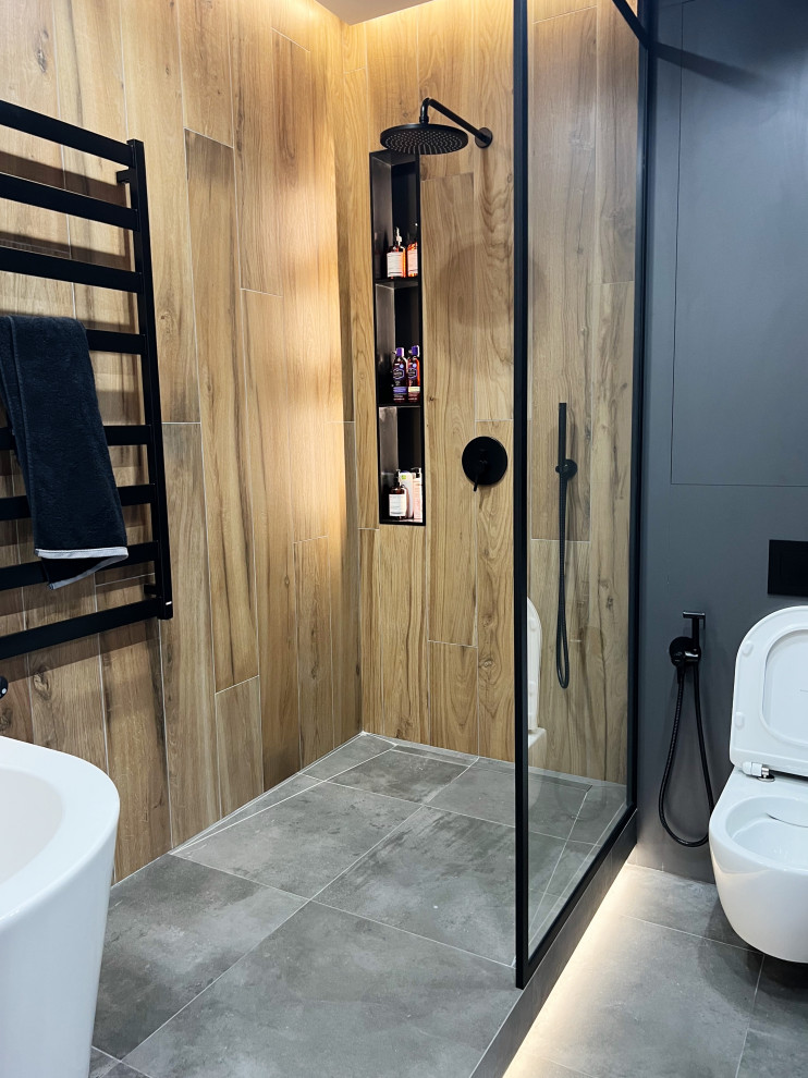 G L O R Y - Реализация