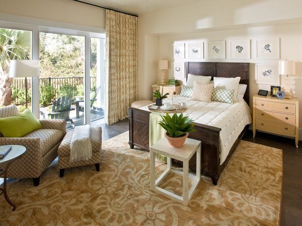 Inspiration for a transitional home design remodel in Calgary