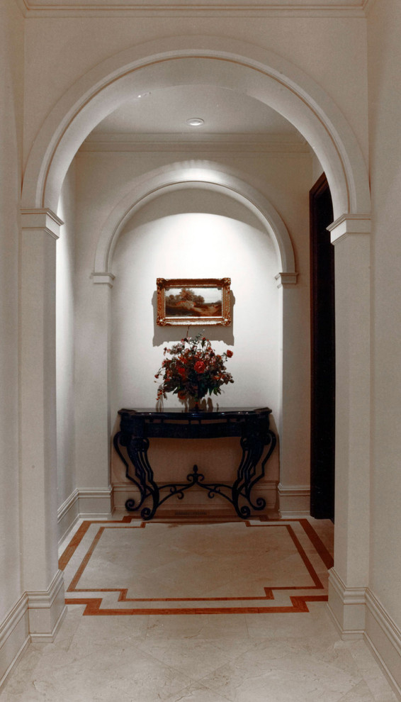 Inspiration for a traditional hallway in Toronto.