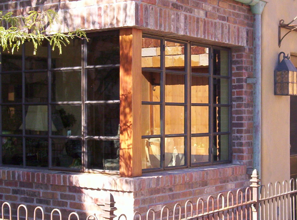 Photo of a traditional exterior in Phoenix.