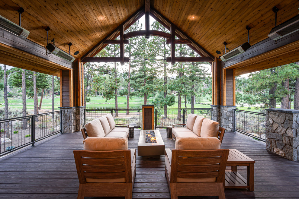 Example of a trendy deck design in Orange County