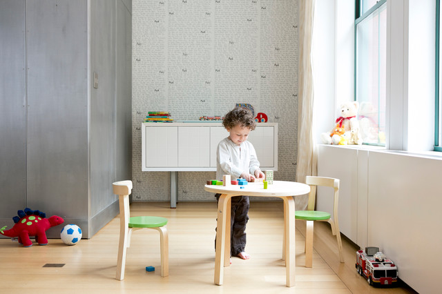 Play with me table + chair set