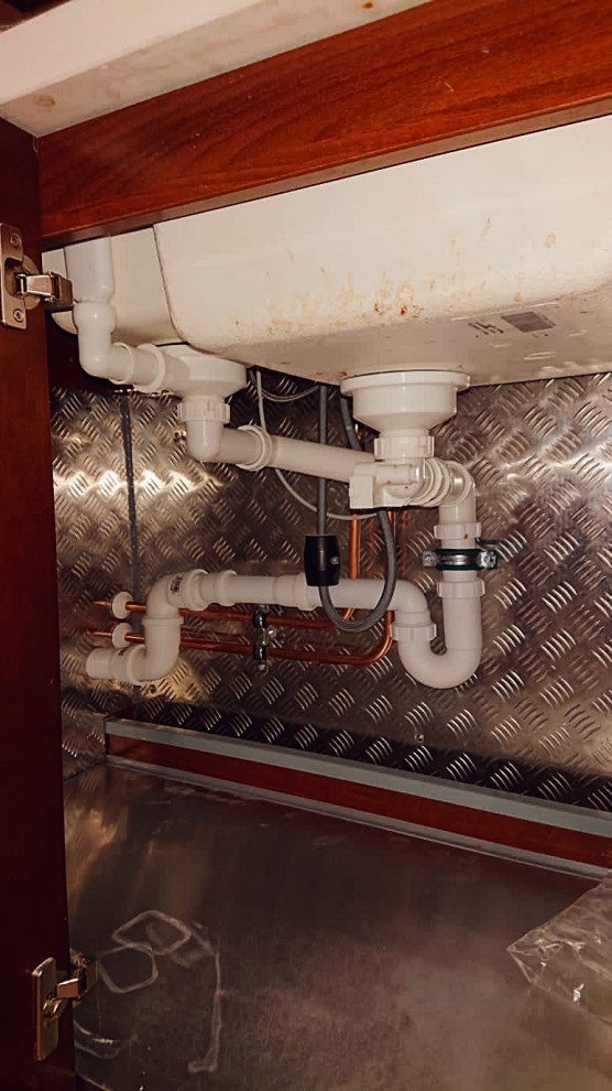 КП Империал - сантехнические работы