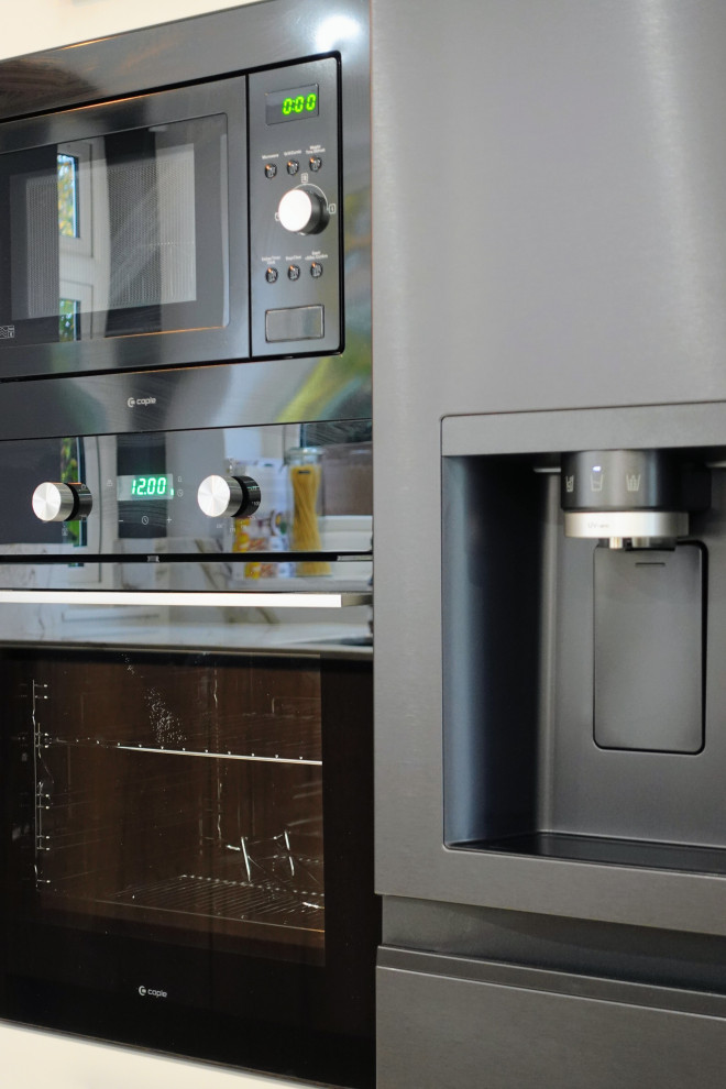 The Bilton Kitchen - Gola - RRP £25,000 - Luxe Price £20,500