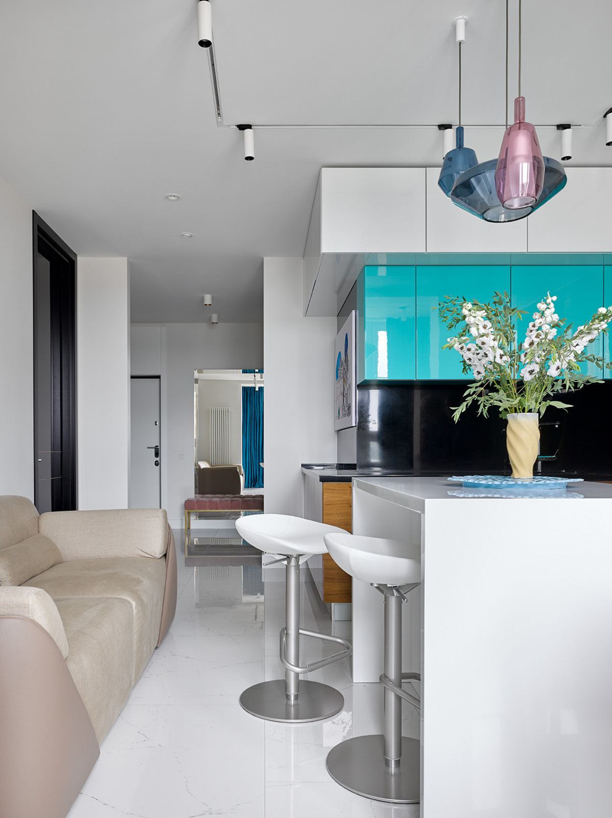 Бирюза и глянец