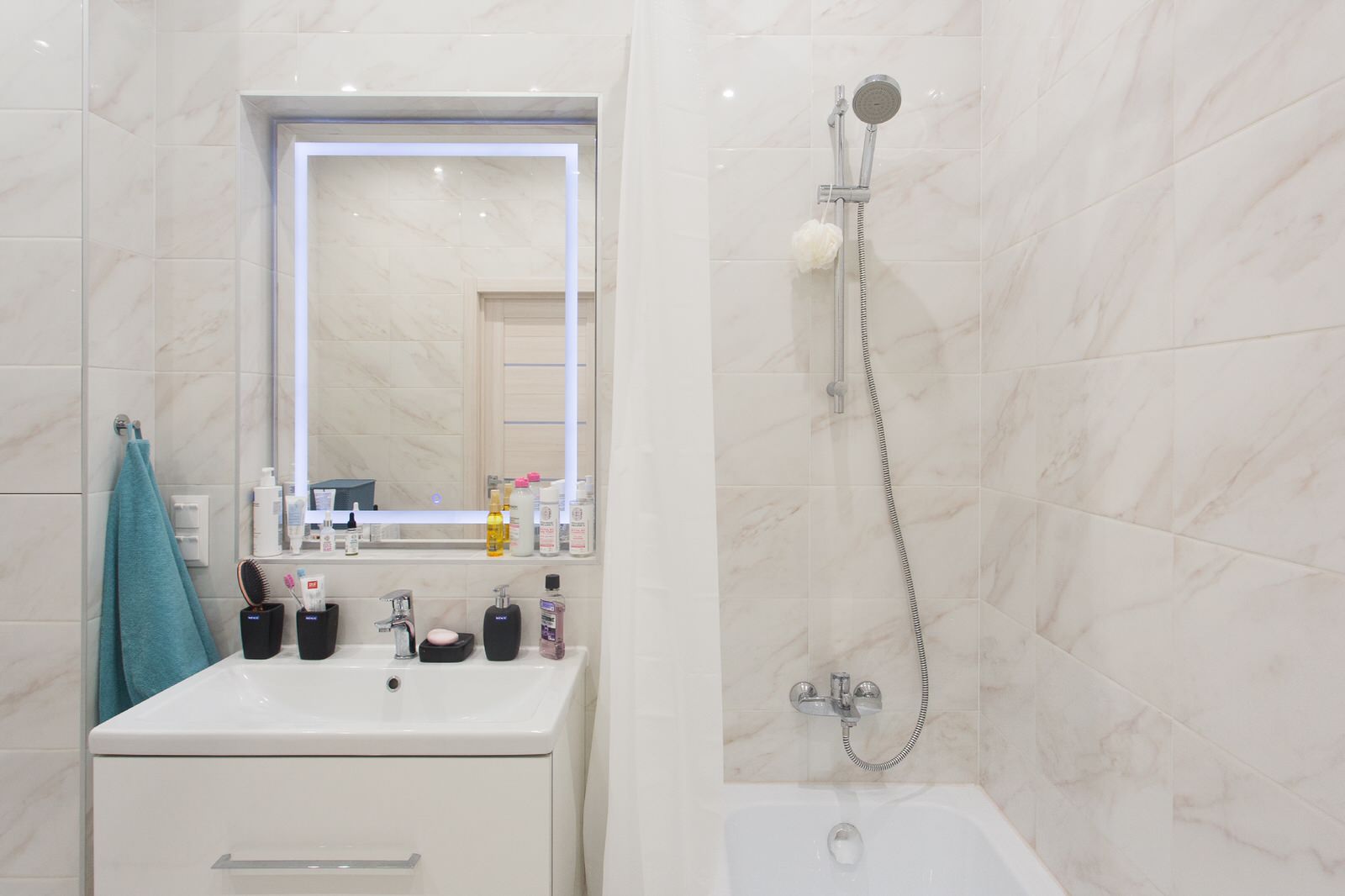 ул. Строителей, 17