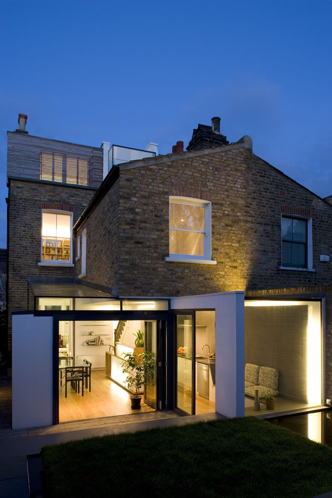 This is an example of a modern exterior in London.