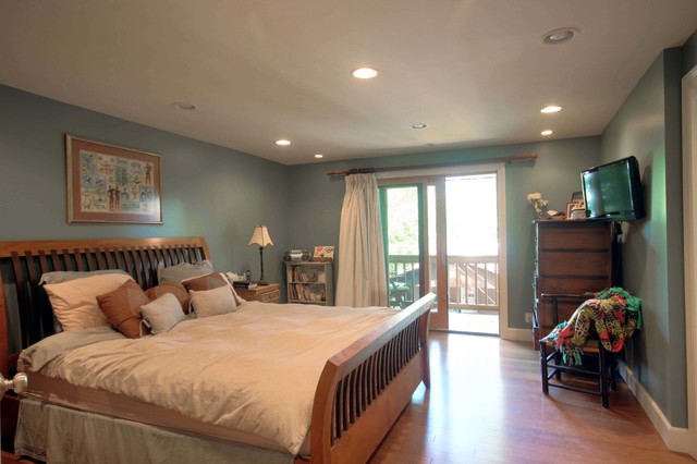 Exterior & Interior Traditional Rambler american-traditional-bedroom